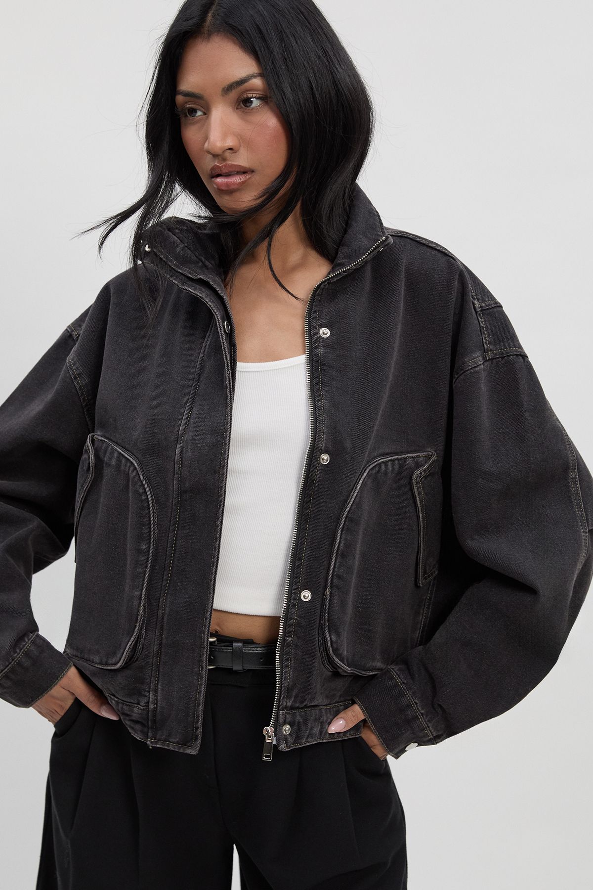 Funnel Neck Denim Jackets: Contemporary Style Meets Enduring Quality